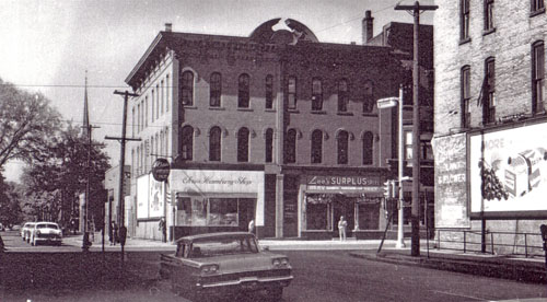 Berles Block, 1960